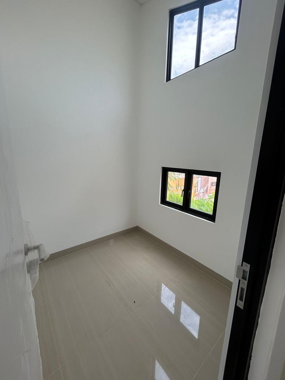 DiJual Rumah di Wimbledon Jababeka Cikarang